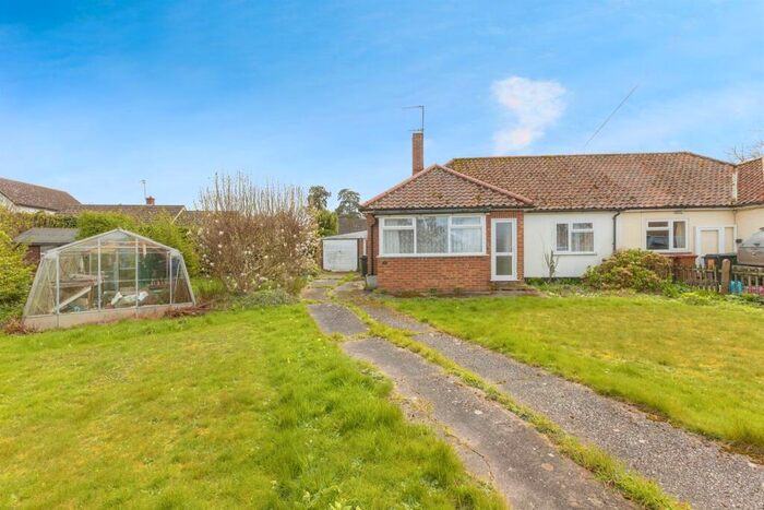 2 Bedroom Semi-Detached Bungalow For Sale In Glebe Close, Hingham, Norwich, NR9