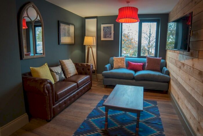 6 Bedroom Flat To Rent In Apartment, Mary Morris House, Shire Oak Road, LS6