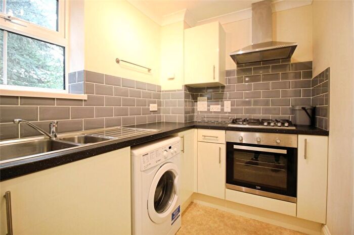 2 Bedroom Apartment To Rent In Cox Hollow, Southcote Road, Reading, RG30
