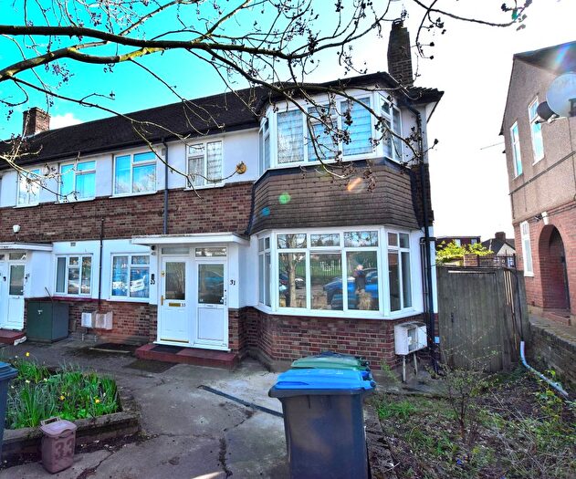 2 Bedroom Flat To Rent In Oakthorpe Road, Palmers Green, N13
