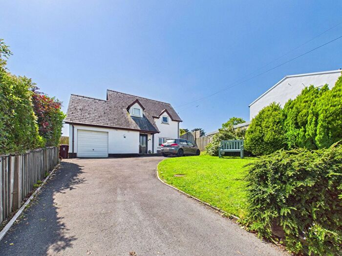 3 Bedroom Detached House For Sale In Falcon Road, Haverfordwest, SA61