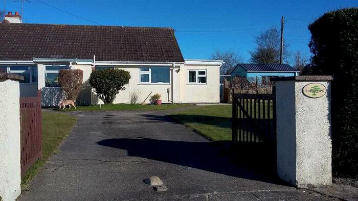 2 Bedroom Bungalow For Sale In Close To The Coast, SA47