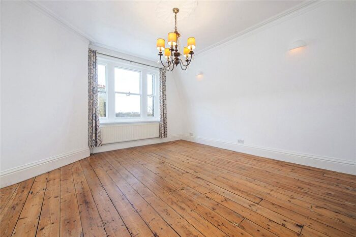 2 Bedroom Flat For Sale In Glentworth Street, London, NW1