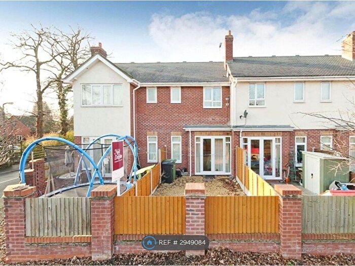 2 Bedroom Terraced House To Rent In Orchard Square, Bridgnorth, WV16