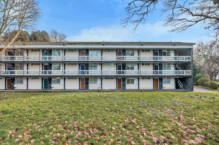 1 Bedroom Flat To Rent In Sunray Avenue, London, SE24