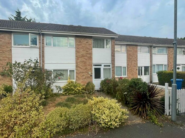 3 Bedroom Terraced House To Rent In Maidenhead, Berkshire, SL6