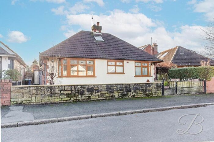 3 Bedroom Bungalow For Sale In Cromford Avenue, Mansfield, NG18