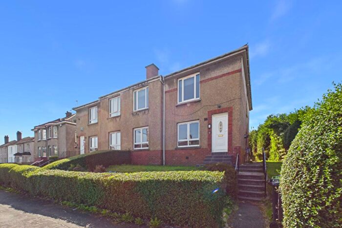 2 Bedroom Cottage For Sale In Kingsland Drive, Glasgow, G52