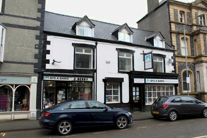 2 Bedroom Flat To Rent In Denbigh Street, Llanrwst LL26