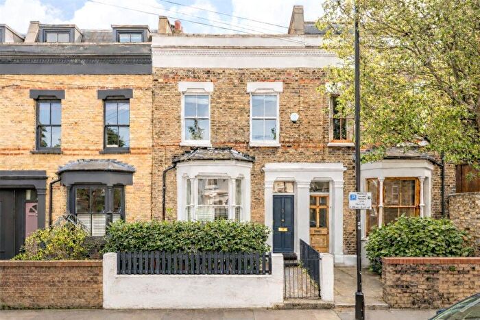 4 Bedroom Terraced House To Rent In Rushmore Road, Hackney, London, E5