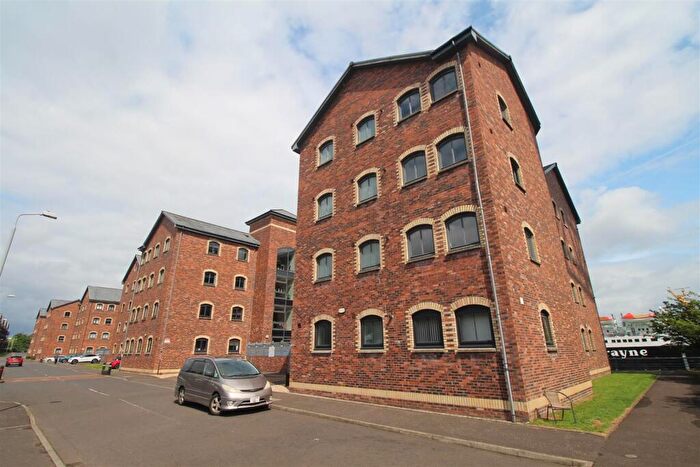 2 Bedroom Flat For Sale In James Watt Way, Greenock, PA15
