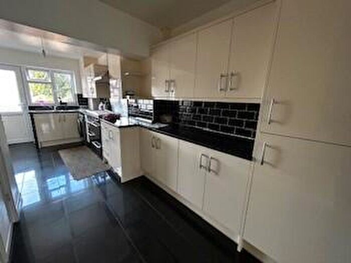 3 Bedroom House To Rent In Rotherham Road, CV6
