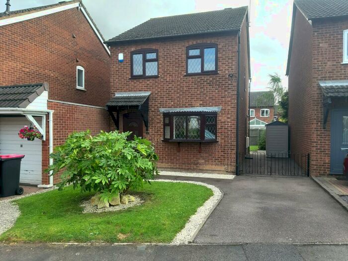 3 Bedroom Detached House To Rent In Kiln Way, Polesworth, B78