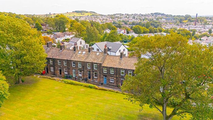 2 Bedroom Terraced House For Sale In Harper Terrace, Yeadon, LS19