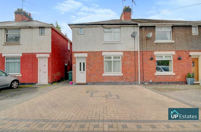 3 Bedroom Semi-Detached House To Rent In Hall Green Road, Coventry, CV6