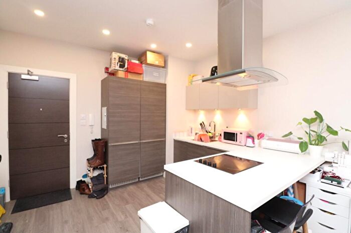 1 Bedroom Flat To Rent In Greenleigh Court, Dawsons Square, Pudsey, West Yorkshire, LS28