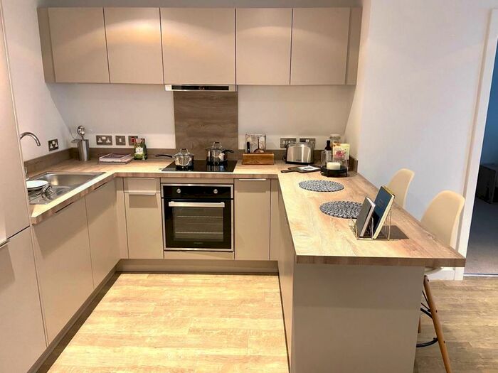 1 Bedroom Flat To Rent In The Priory Queensway, Birmingham, B4