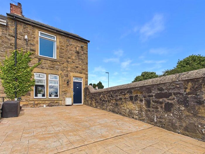 2 Bedroom End Of Terrace House For Sale In Thomas Street, Eighton Banks, Gateshead, NE9