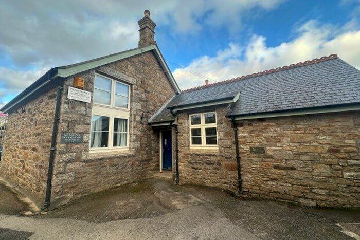 1 Bedroom Flat To Rent In St. Marys Street, Penzance, TR18