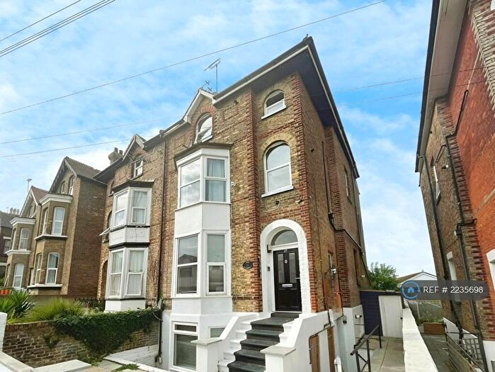 1 Bedroom Flat To Rent In Belmont Road, Broadstairs, CT10