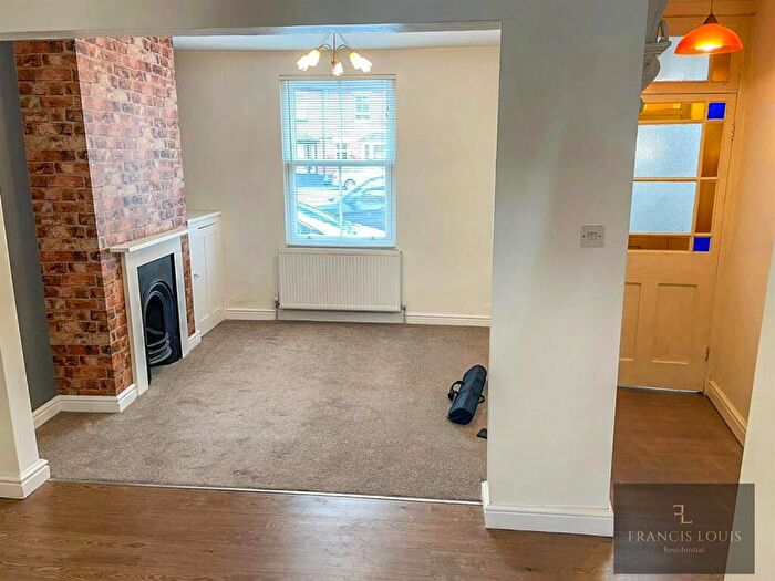 2 Bedroom Terraced House To Rent In Roberts Road, Exeter, EX2