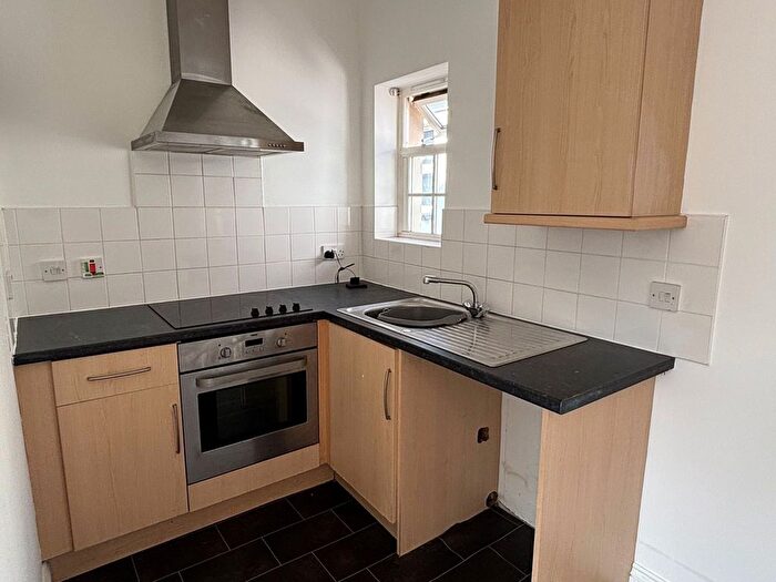 1 Bedroom Flat To Rent In French Street, Courtenay House French Street, TQ14