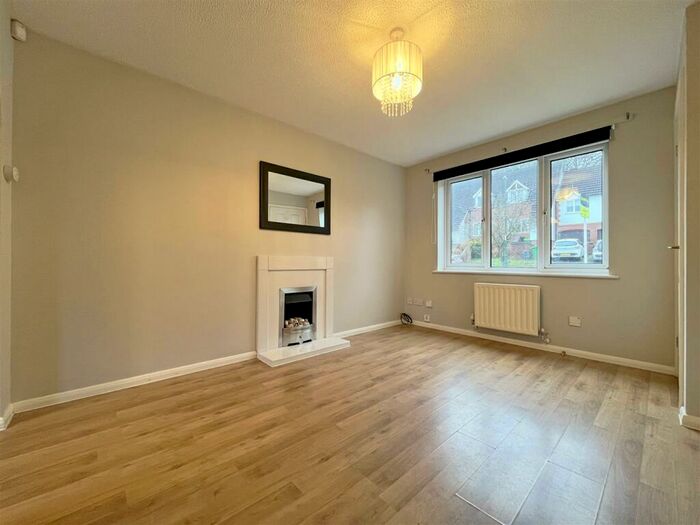 2 Bedroom End Of Terrace House To Rent In Pendle Crescent, Mapperley
