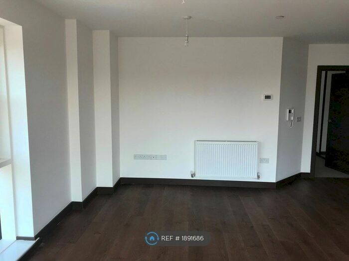 2 Bedroom Flat To Rent In Fletton Quays, Peterborough, PE2