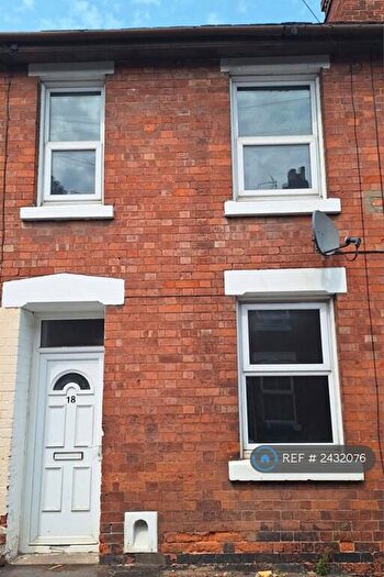 3 Bedroom Terraced House To Rent In Albert Terrace, Stafford, ST16