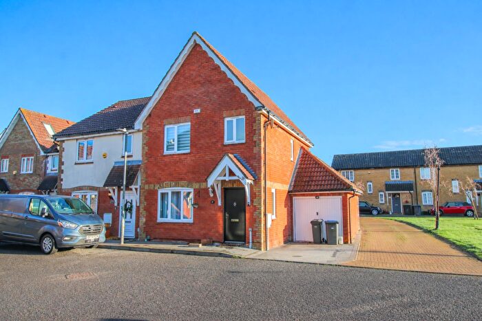 3 Bedroom Semi Detached House For Sale In Aynsley Gardens, Church Langley, CM17