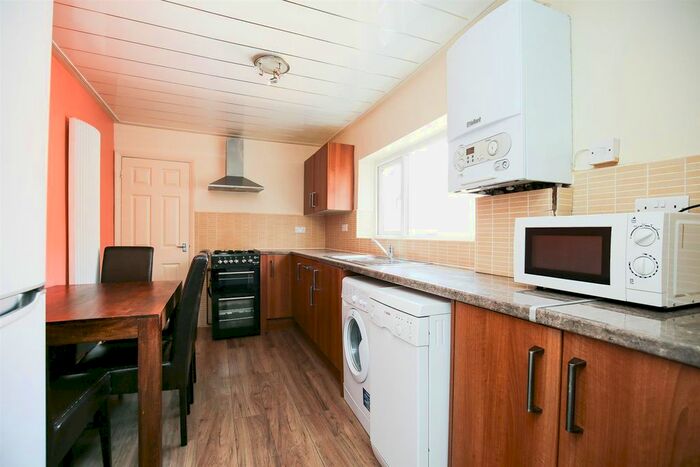 4 Bedroom Terraced House To Rent In Warwick Street, Heaton, Newcastle Upon Tyne NE6