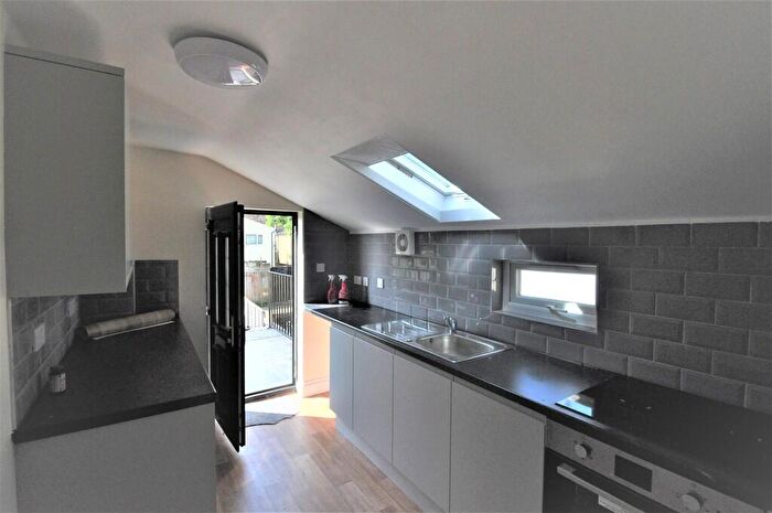 1 Bedroom Flat To Rent In Bedford Road, Grays, RM17