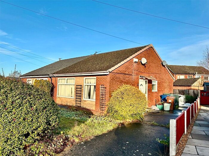 4 Bedroom Bungalow For Sale In Doodstone Avenue, Lostock Hall, Preston, Lancashire, PR5