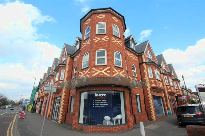 2 Bedroom Flat To Rent In Church Road, Guildford GU1