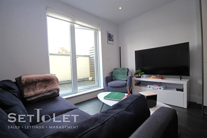 2 Bedroom Flat To Rent In Aria Apartments, Chatham Street, Leicester, LE1