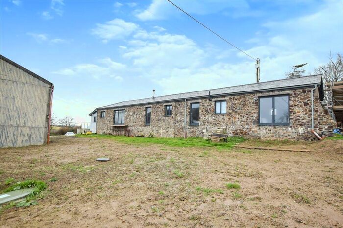 3 Bedroom Barn Conversion For Sale In Marhamchurch, Bude, EX23