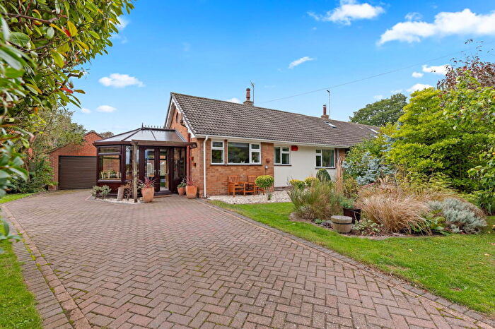 3 Bedroom Semi-Detached House For Sale In Amen Corner, Caunton, Newark, NG23