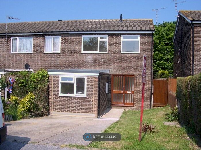 4 Bedroom Semi-Detached House To Rent In Norton Avenue, Herne Bay, CT6