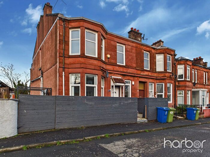 2 Bedroom Flat For Sale In Denbrae Street, Shettleston, Glasgow, City Of Glasgow, G32