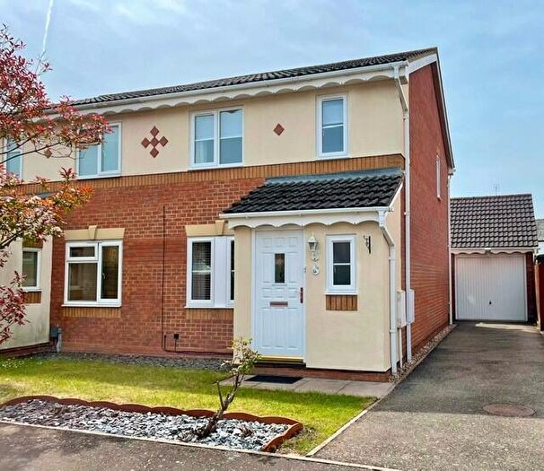 3 Bedroom House To Rent In Alder Drive, Huntingdon, PE29