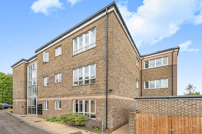 2 Bedroom Apartment For Sale In Choumert Road, Peckham, SE15
