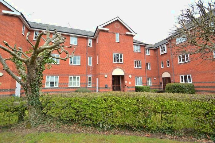 2 Bedroom Apartment To Rent In Millbridge, Halstead, CO9