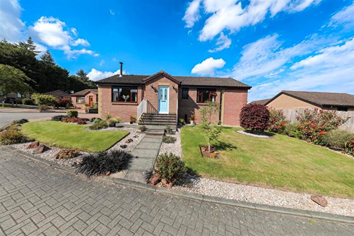 3 Bedroom Detached Bungalow For Sale In Blackadder Court, Glenrothes, KY7
