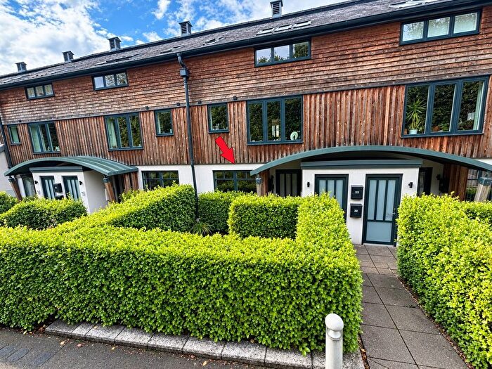 2 Bedroom Flat For Sale In The Yard, Lostwithiel, PL22