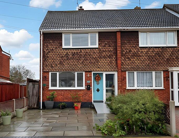 2 Bedroom End Of Terrace House For Sale In Bramble Road, Leigh-on-Sea, SS9