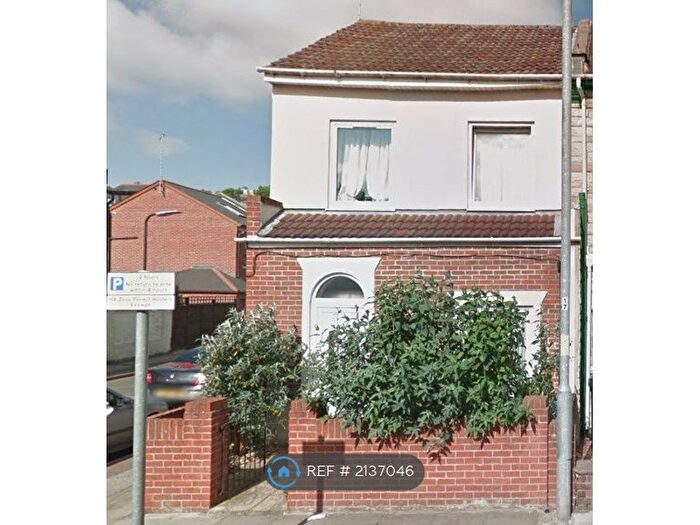 2 Bedroom Terraced House To Rent In Milton Road, Portsmouth, PO3