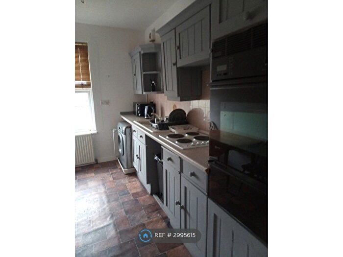 1 Bedroom Flat To Rent In St James, Exeter, EX4