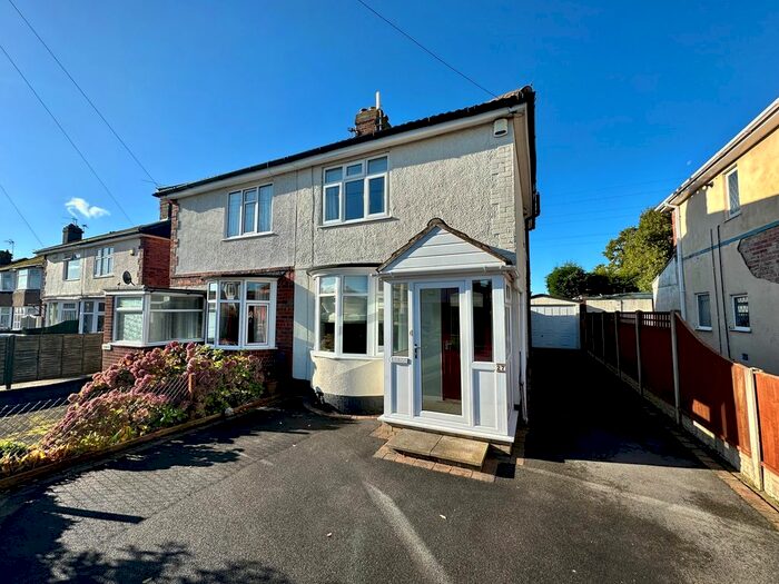 2 Bedroom Semi-Detached House To Rent In Huntley Avenue, Spondon, Derby, DE21