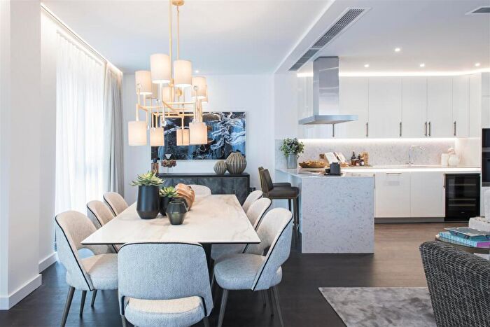 3 Bedroom Flat To Rent In The Residence, Charles Clowes Walk, Nine Elms, London, SW11