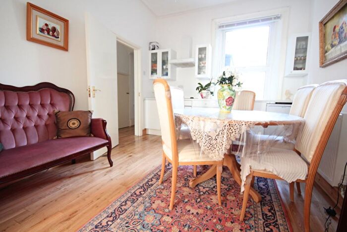 1 Bedroom Flat To Rent In Ashmore Road, Maida Vale, W9